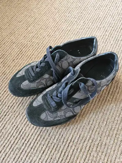 Coach women's shoes 7.5, View more