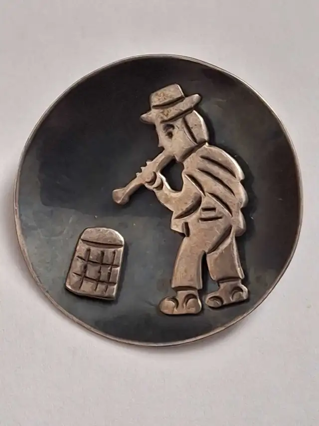 Sterling Brooch64959976762369120