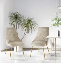 Chaise d'appoint en velours beige avec pieds dorés