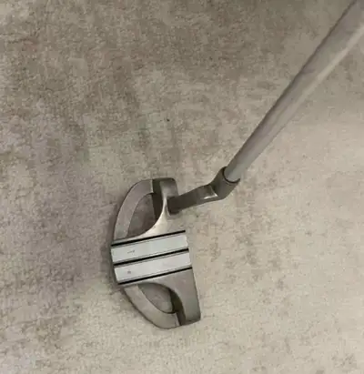 Odyssey Divine putter Right handed, View more