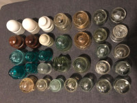 VINTAGE COLLECTIBLE GLASS INSULATORS LOT