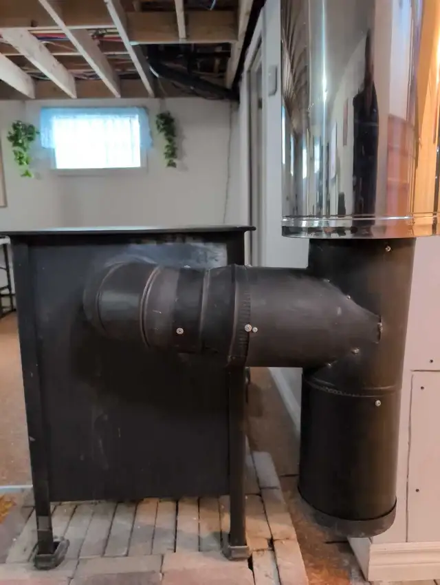 Poêle à bois Fisher in Fireplace & Firewood in Lanaudière - Image 4