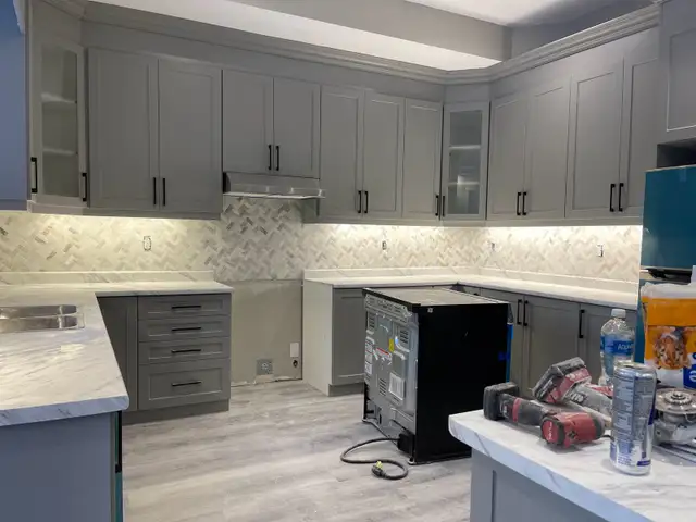 Tile expert many years experience in commercial and residential62864359540867122