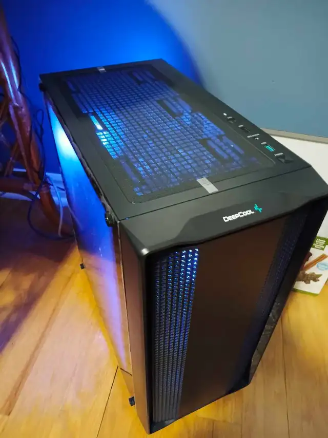Gaming PC65561384578819122