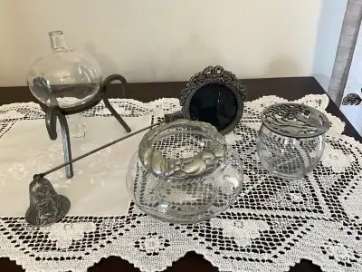 Objets décoratifs en étain, View more