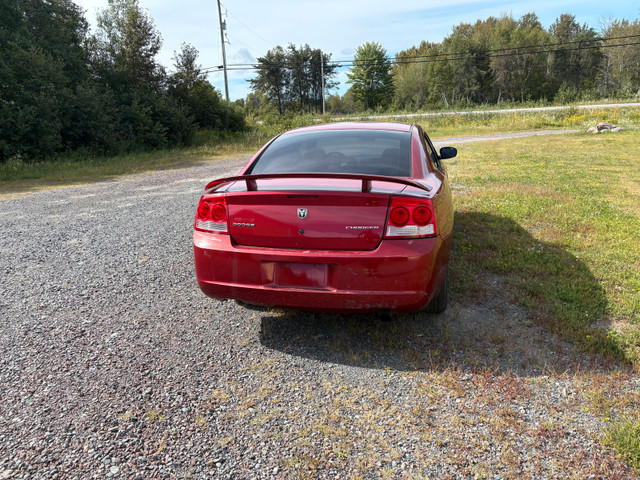 2009 dodge charger  in Cars & Trucks in North Bay - Image 2