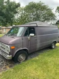 engine and transmission is Good runs, Needs fuel pump.. km:27223 selling AS IS.. or BEST OFFER $1,45...