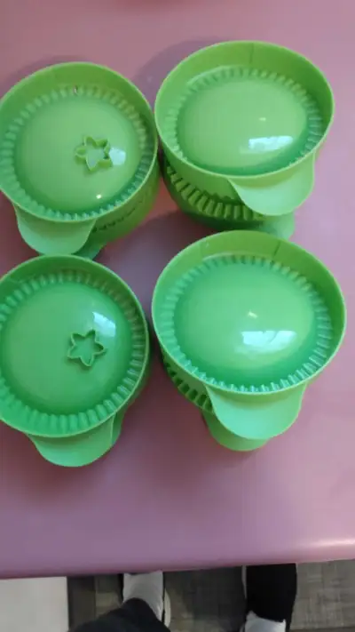 Tupperware mini pie makers, View more