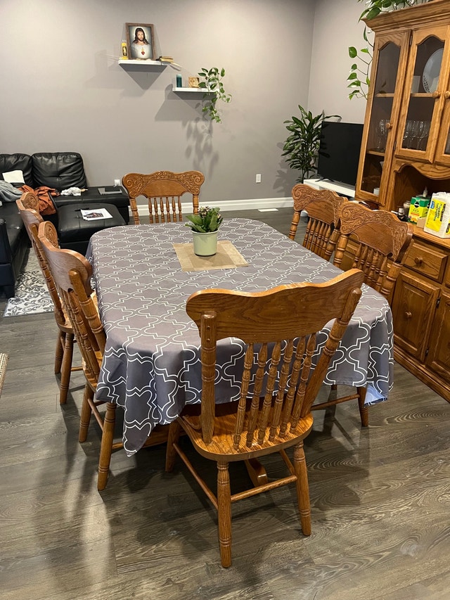 Dining room furniture set Dining Tables & Sets Trenton Kijiji