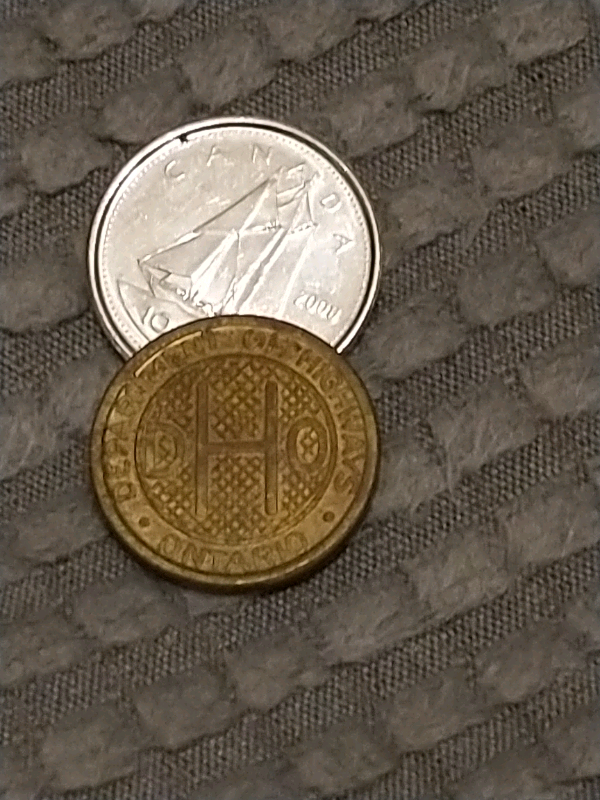 1961-1973 Ontario Department of Highways class 1 vehicle token in Arts & Collectibles in City of Toronto - Image 3
