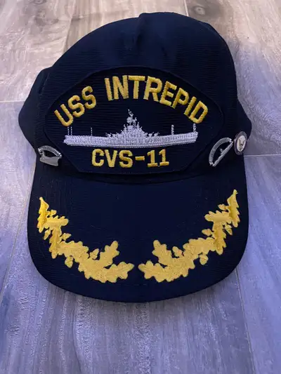 Check out this vintage USS Intrepid CVS-11 snapback hat, a real piece of naval history! This unique...