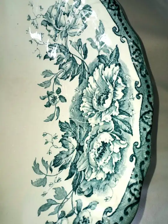 Winkle Stoke England Blue & White Glazed Pottery Chamber Set in Arts & Collectibles in London - Image 4