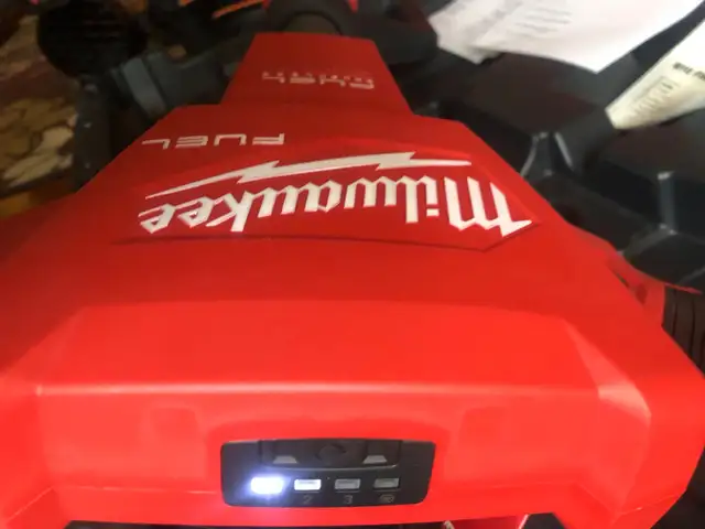 Milwaukee M18 1” Stand up Impact wrench ⛑️⛑️(BARE TOOL)⛑️⛑️ in Power Tools in Markham / York Region - Image 7