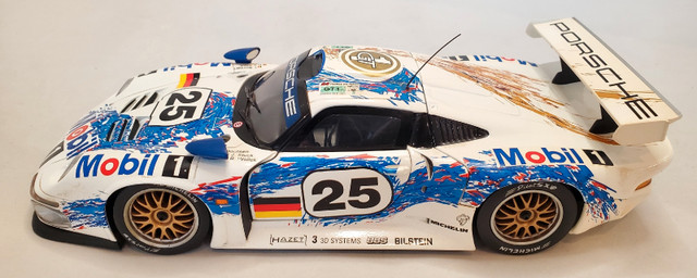 1:18 Diecast UT 1998 Porsche 911 GT1 24h Le Mans #25 Mobil 1 in Arts & Collectibles in Kawartha Lakes - Image 4