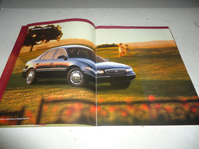 2000 BUICK CENTURY DEALER SALES BROCHURE. CAN MAIL IN CANADA. in Arts & Collectibles in Belleville - Image 3