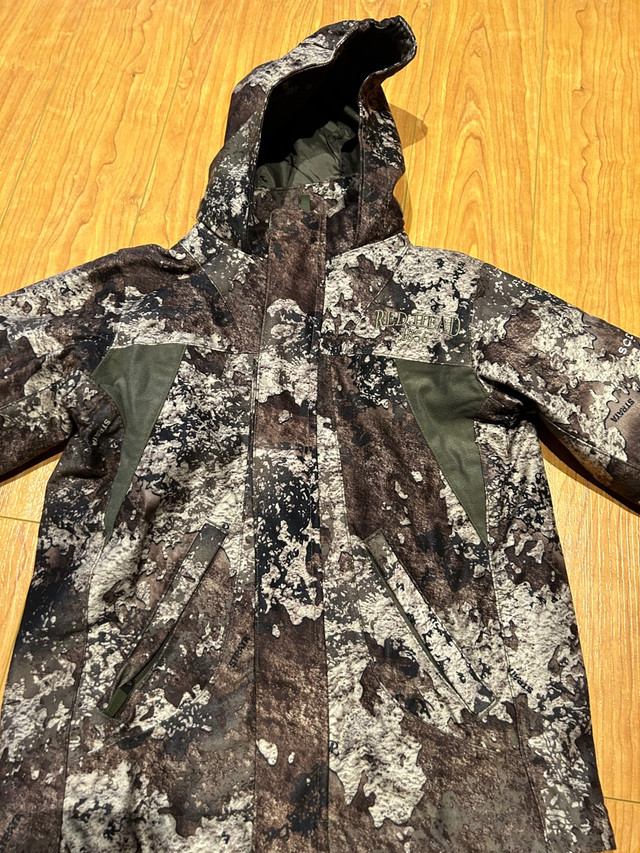 Redhead kids hunting jacket in Fishing, Camping & Outdoors in Mississauga / Peel Region - Image 2