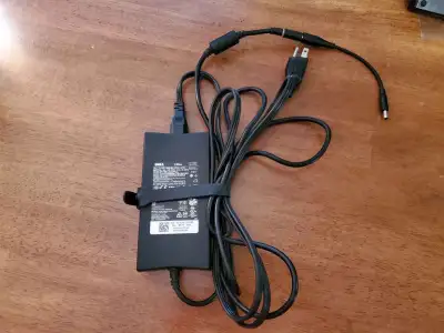 Chargeur  Dell 19.5v  6.7a tip 4.5x3.0mm, View more