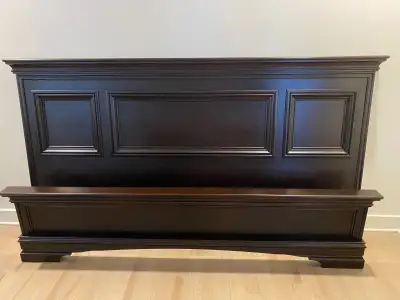 Set de chambre lit King size produit du Québec en bois, View more