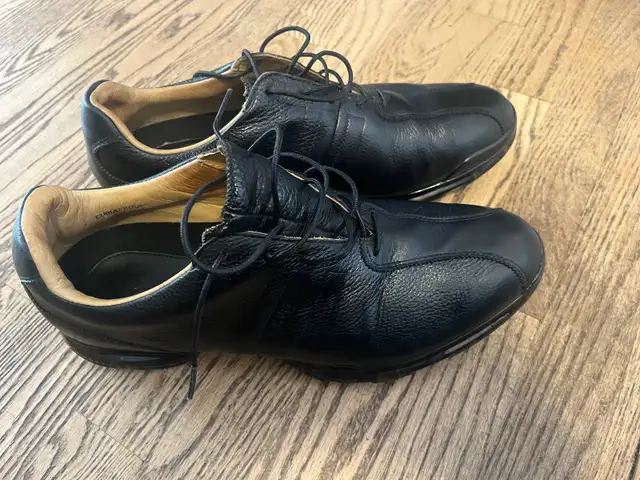 Adidas adipure TP golf shoes size 11 in Golf in Ottawa - Image 3
