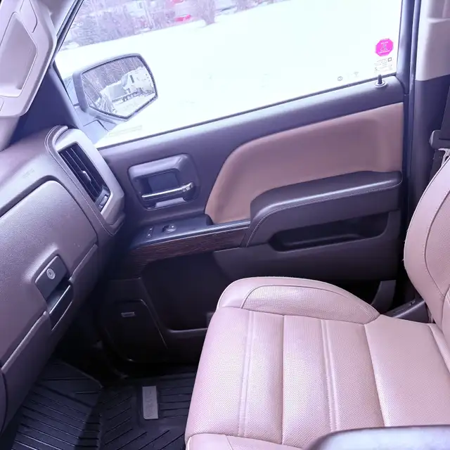 2018 GMC Denali 1500 crew cab 4wd in Cars & Trucks in St. Albert - Image 7