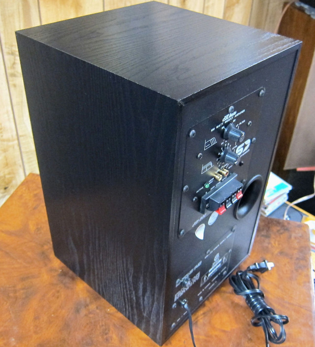 SOUND DYNAMICS RTS-800 ACTIVE MOSFET SUB SUBWOOFER * CANADA * in Speakers in Ottawa - Image 3