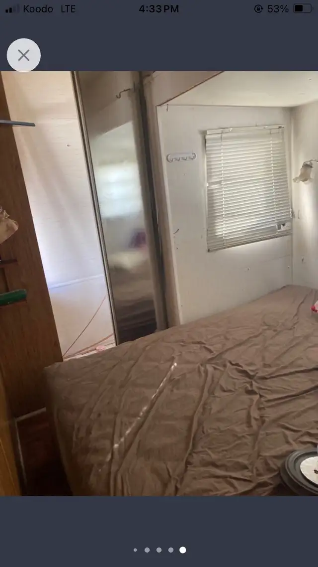 36’ citation camper trailer living bunkie storage tiny home apt. in Farming Equipment in Barrie - Image 10