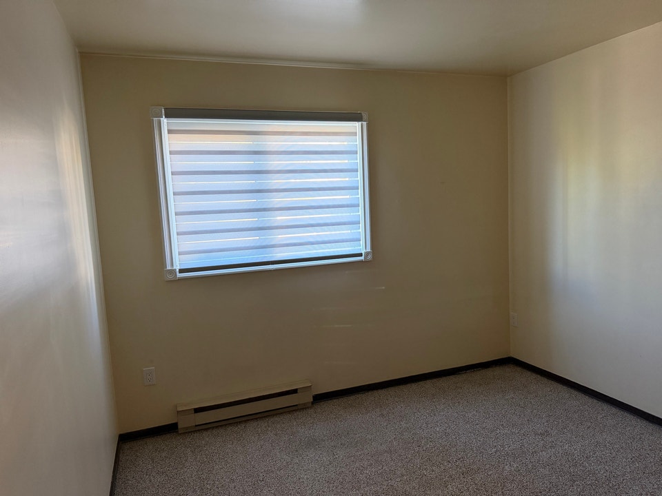 Room for rent 1