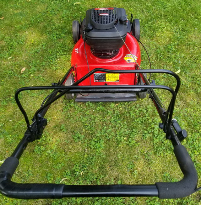 Gas Trimmers For Sale .  100 and up to 200 in Lawnmowers & Leaf Blowers in Oshawa / Durham Region - Image 4