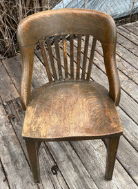  Vintage Wooden Chair