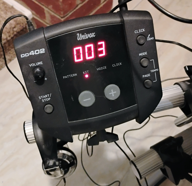 Electronic Drum Kit410021176070656002