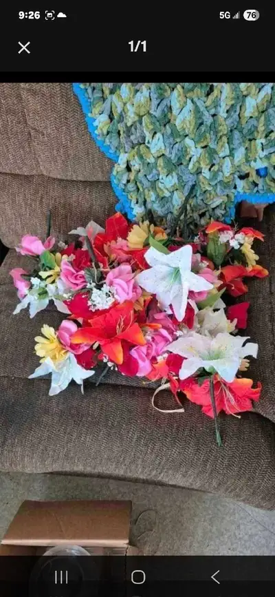 Artificial Flowers, View more