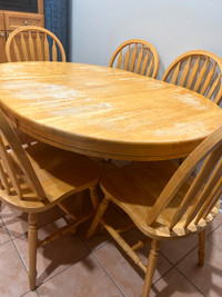 Breakfast table with 6 Chairs