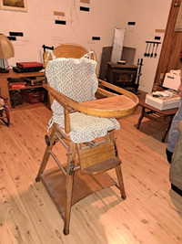 Chaise haute antique 