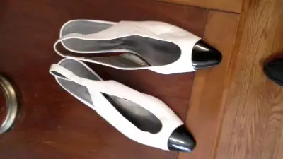 2 PR.MADE IN ITALY HI-END BRANDS ALL LEATHER LADIES DRESS SHOES, View more