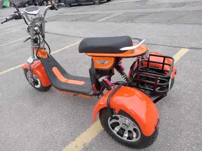 2022 Citycoco Electric 3 Wheel Scooter 60v 15000w, motor. tire size 12 inch I am open to negociate ,...