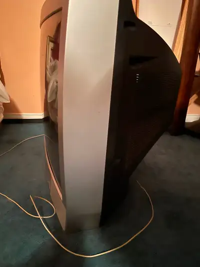 32 inch colour TV free, View more