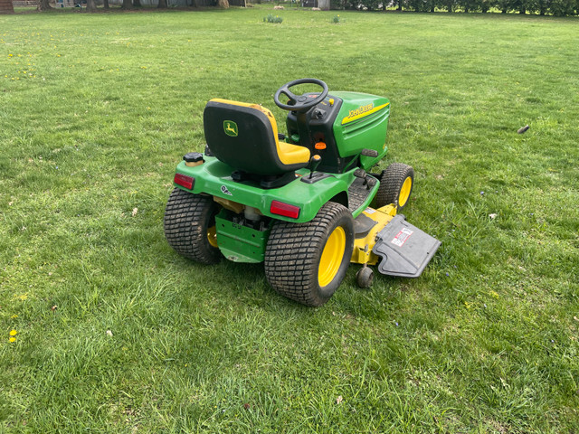 2005 John Deere GT235  in Lawnmowers & Leaf Blowers in Grand Bend - Image 4