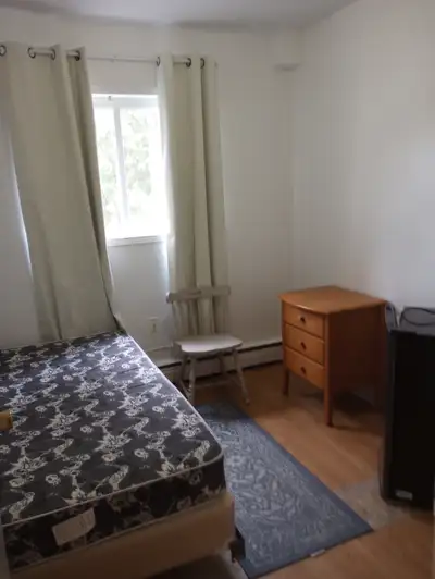 Room For Rent