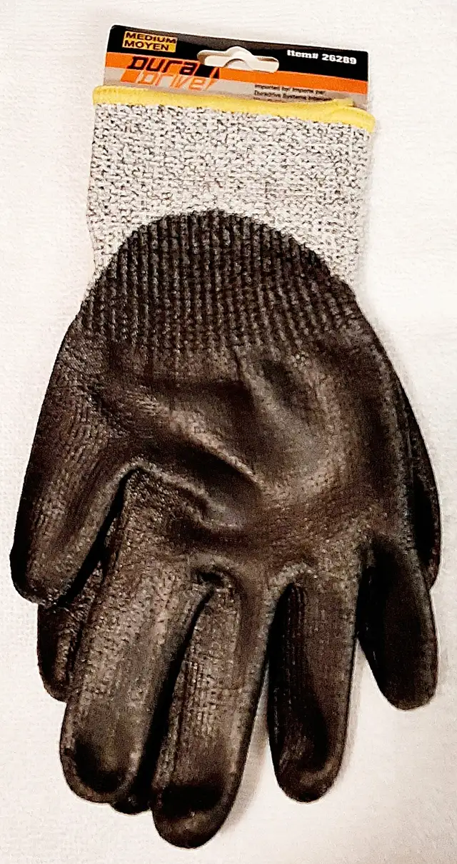 DuraDrive Size Medium Cut Resistant 5 Contractor Gloves in Other in Oshawa / Durham Region - Image 6