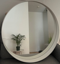 Miroir IKEA neuf jamais utilisé 