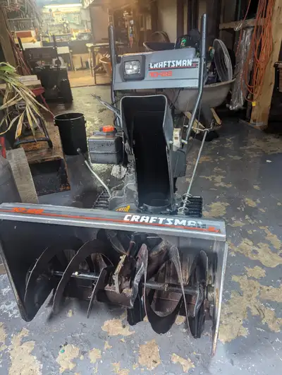 Souffleuse à chenilles, View more