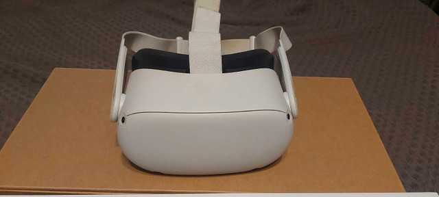256gig Oculus Meta Quest 2 in Other in City of Toronto - Image 4