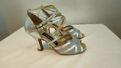 SOULIERS DANSE LATINE DIAMANT TANGO/ DANCING SHOES, View more