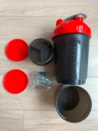 Shaker with Mixball & Protein Compartment