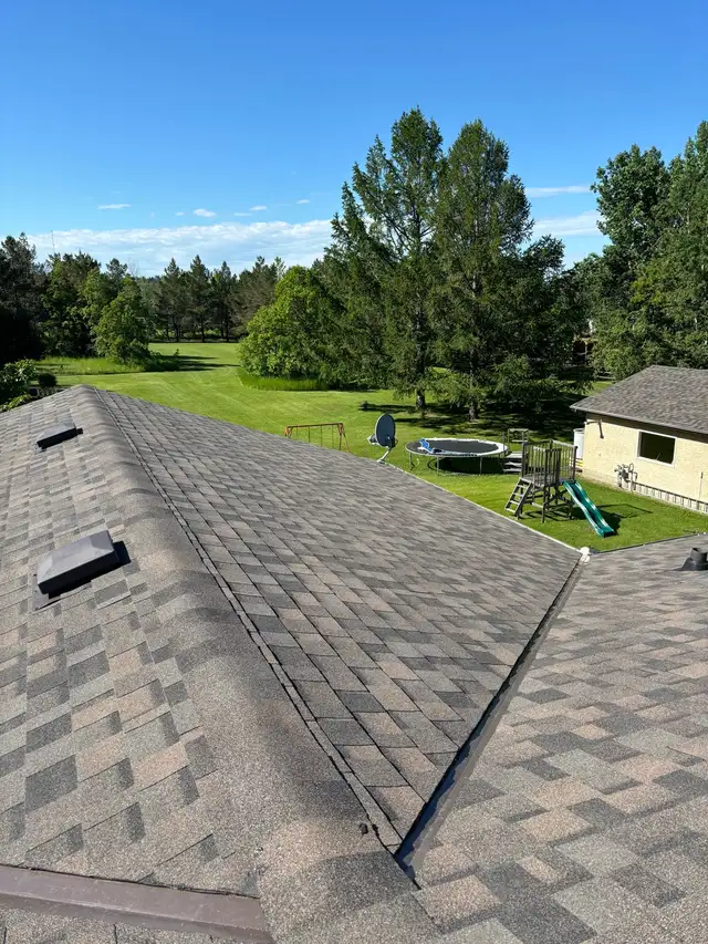 PROFESSIONAL ROOFING SERVICES / RLK PRO SERVICES LTD.521699848020961281