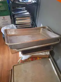 Commercial kitchen aluminum roast pan