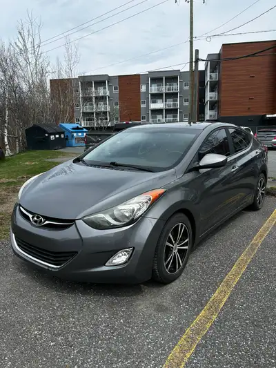Hyundai Elantra GT 2013 – Très bien équipée et en bon état mécanique ! Prix à discuter – Idéale comm...