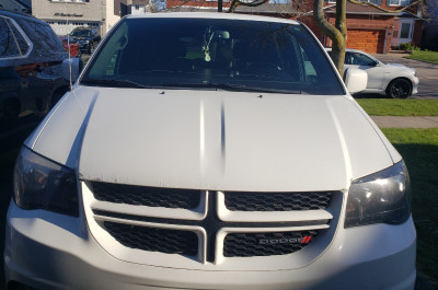 2017 Dodge Caravan - Fully Loaded