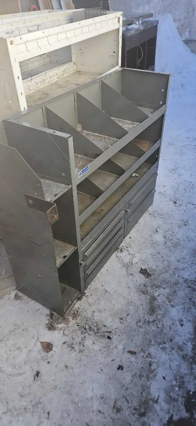 Shelving / cargo divider for  chevy express van in Industrial Shelving & Racking in Winnipeg - Image 2