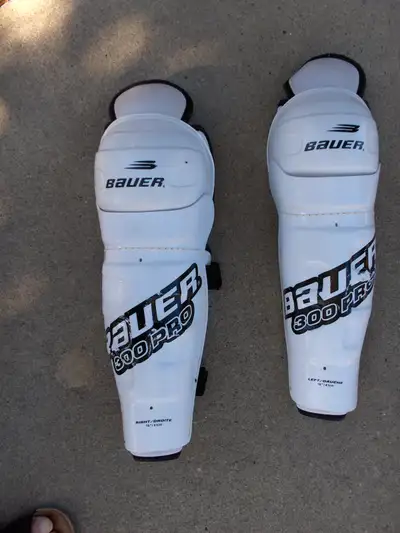 BAUER 300 PRO 16" Shin Pads, View more